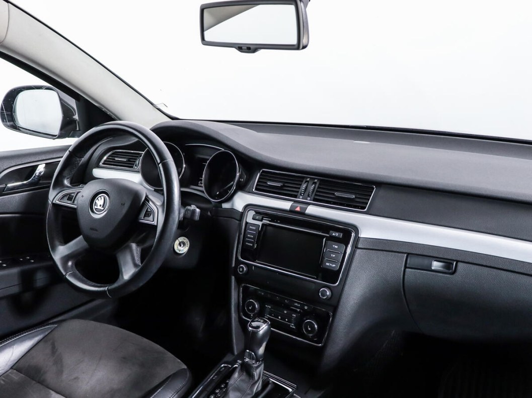 Skoda Superb Elegance 2.0 DSG фото 11