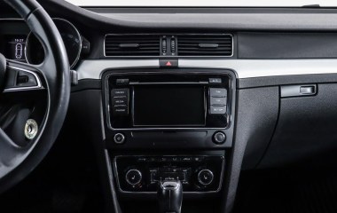 Skoda Superb Elegance 2.0 DSG превью 16