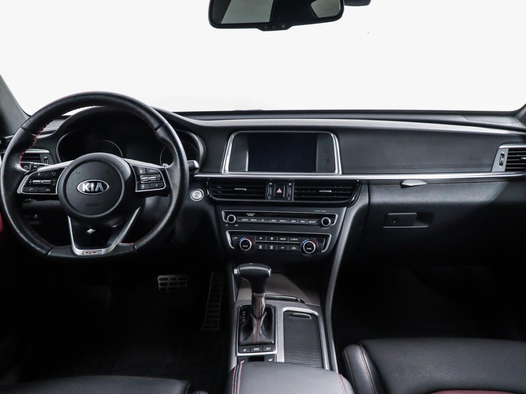 Kia Optima GT Line 2.4 АКПП фото 10