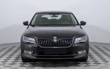 Skoda Superb Style 2.0 DSG превью 2