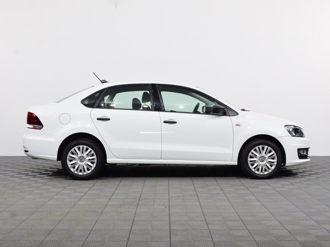 Volkswagen Polo Comfortline 1.6 АКПП фото 4