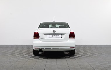 Volkswagen Polo Comfortline 1.6 АКПП превью 7