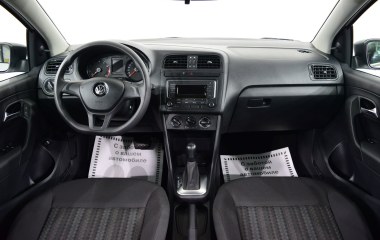 Volkswagen Polo Comfortline 1.6 АКПП превью 10