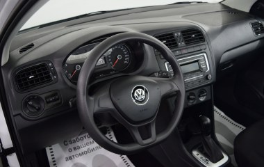 Volkswagen Polo Comfortline 1.6 АКПП превью 14