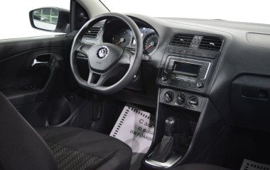 Volkswagen Polo Comfortline 1.6 АКПП превью 18