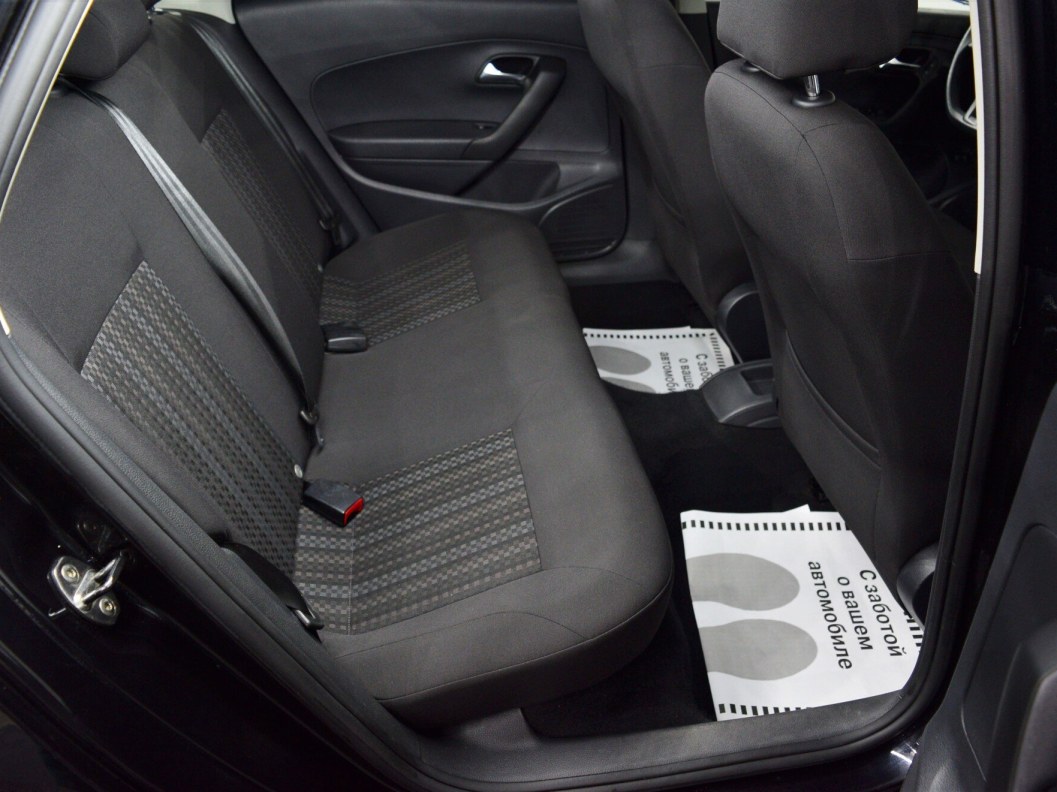 Volkswagen Polo Comfortline 1.6 АКПП фото 12