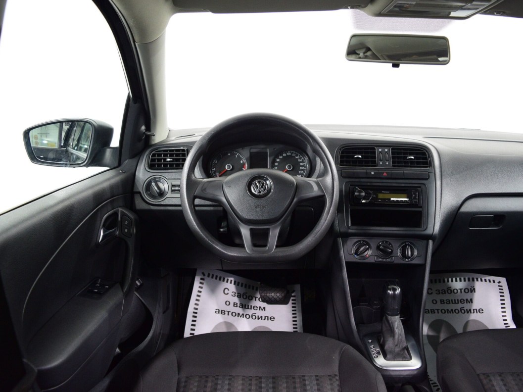 Volkswagen Polo Comfortline 1.6 АКПП фото 15