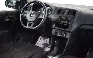 Volkswagen Polo Comfortline 1.6 АКПП превью 18
