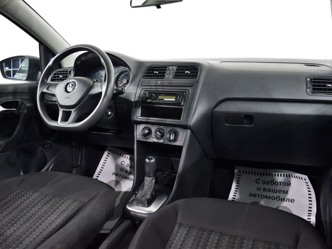 Volkswagen Polo Comfortline 1.6 АКПП фото 19