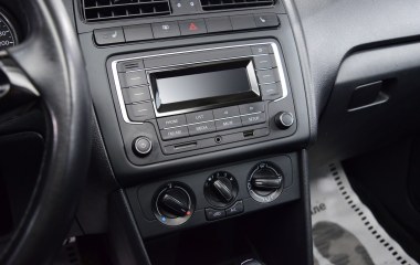 Volkswagen Polo Comfortline 1.6 АКПП превью 16