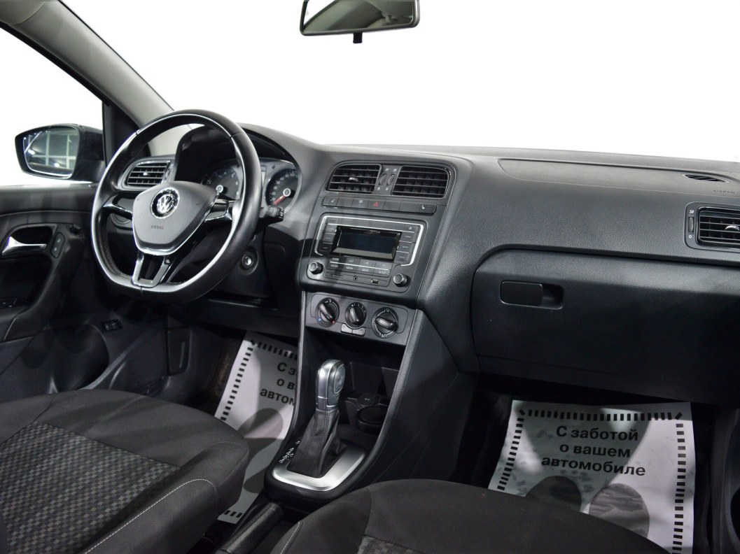 Volkswagen Polo Comfortline 1.6 АКПП фото 19