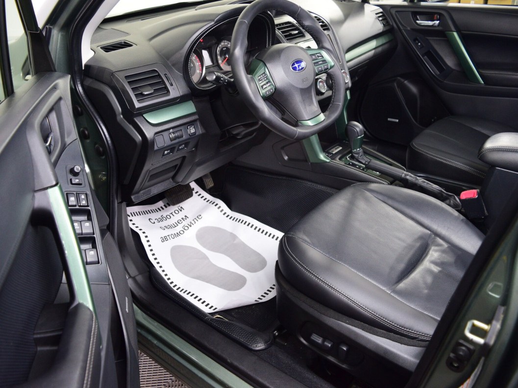 Subaru Forester GR 2.5  фото 9