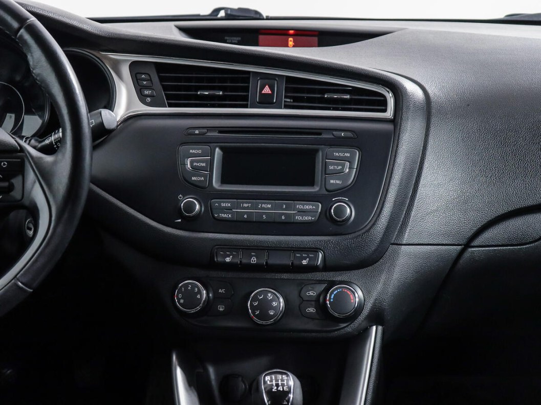 Kia Ceed Comfort 1.6 МКПП фото 12