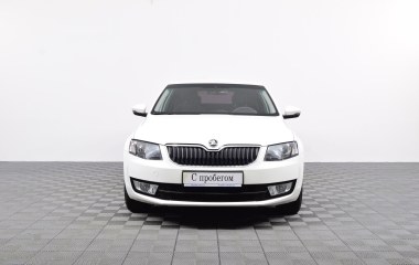 Skoda Octavia Ambition 1.8 DSG превью 2