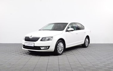 Skoda Octavia Ambition 1.8 DSG превью 3