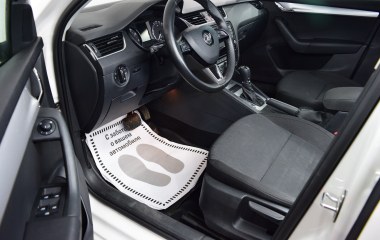 Skoda Octavia Ambition 1.8 DSG превью 9