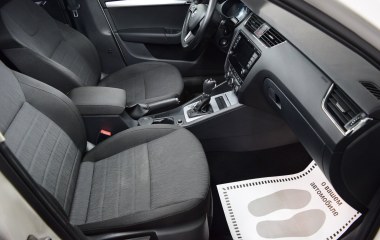 Skoda Octavia Ambition 1.8 DSG превью 11