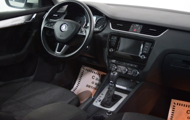 Skoda Octavia Ambition 1.8 DSG превью 17