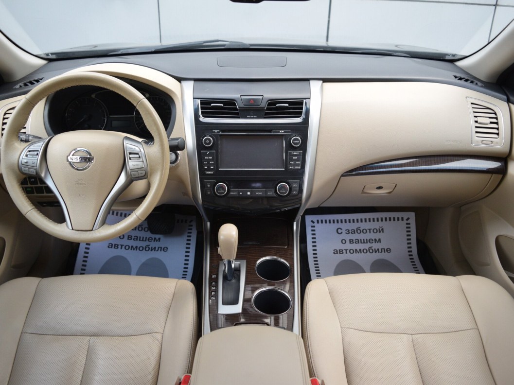 Nissan Teana Luxury 2.5  фото 10