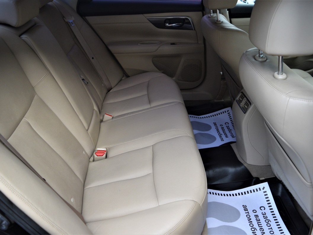 Nissan Teana Luxury 2.5  фото 12