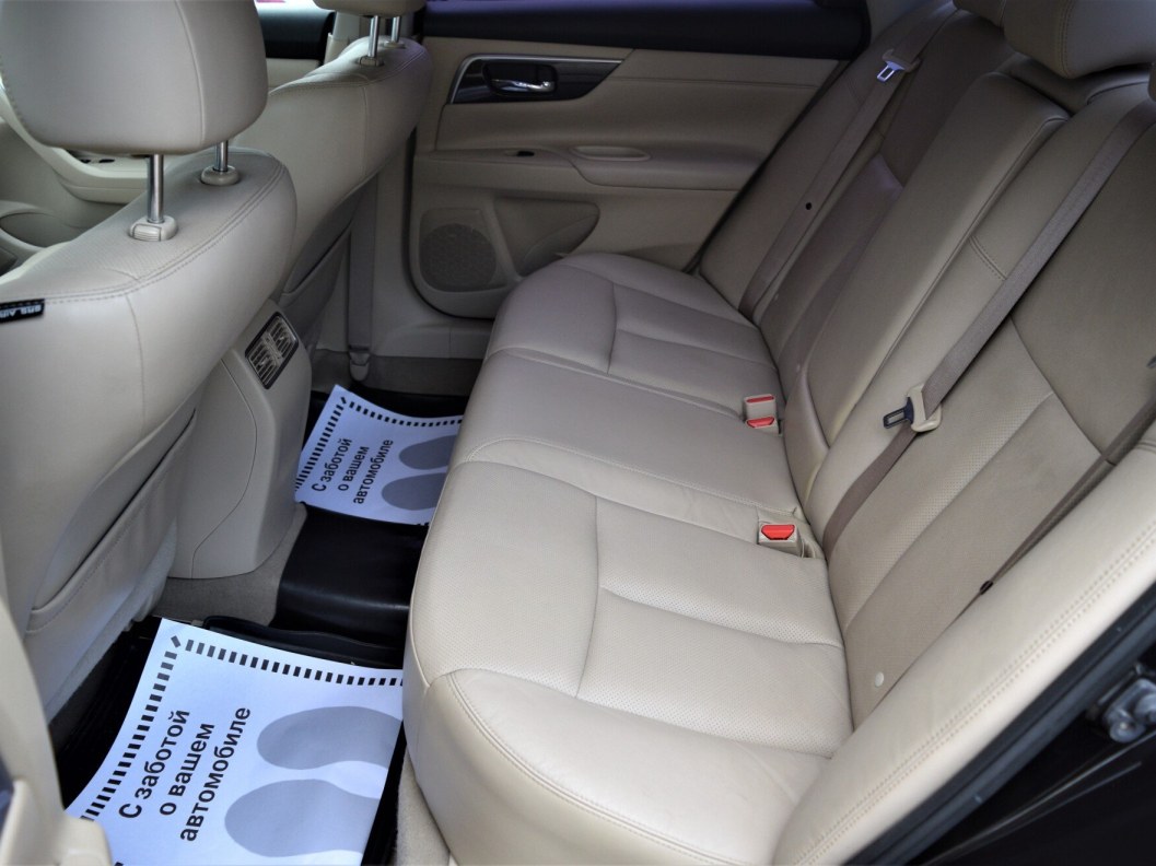 Nissan Teana Luxury 2.5  фото 14