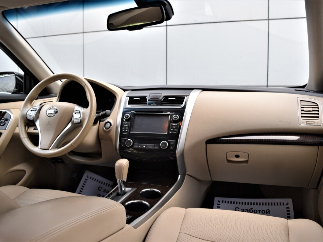 Nissan Teana Luxury 2.5  фото 20