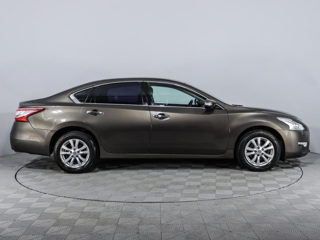 Nissan Teana Premium 2.5  фото 4