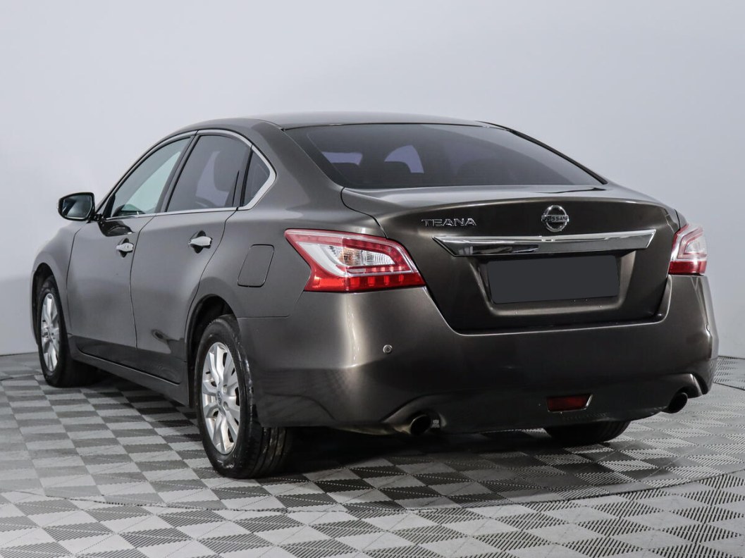 Nissan Teana Premium 2.5  фото 8