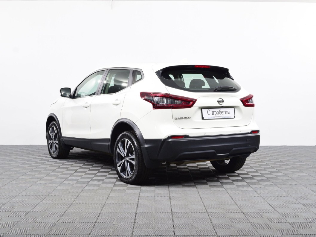 Nissan Qashqai SE+ 2.0  фото 8