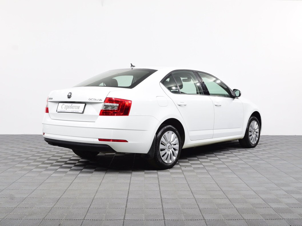 Skoda Octavia Ambition 1.6 АКПП фото 6
