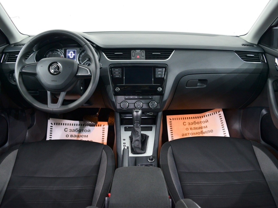 Skoda Octavia Ambition 1.6 АКПП фото 10