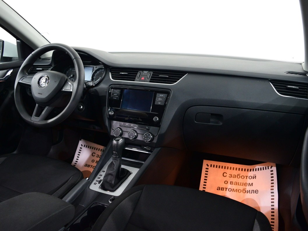 Skoda Octavia Ambition 1.6 АКПП фото 19