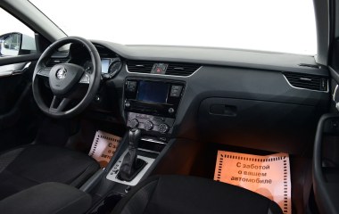 Skoda Octavia Ambition 1.6 АКПП превью 19