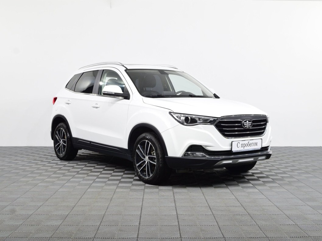FAW Besturn X40 Luxury 1.6 АКПП фото 1