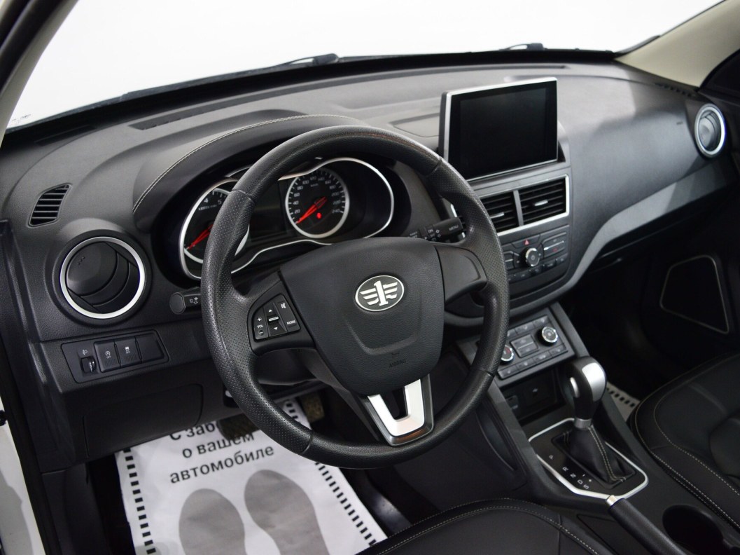FAW Besturn X40 Luxury 1.6 АКПП фото 13