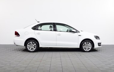 Volkswagen Polo Comfortline 1.6 АКПП превью 4