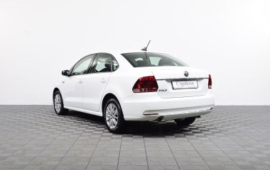Volkswagen Polo Comfortline 1.6 АКПП превью 8