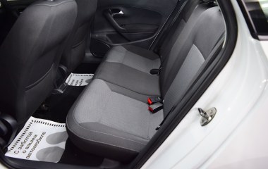 Volkswagen Polo Comfortline 1.6 АКПП превью 13