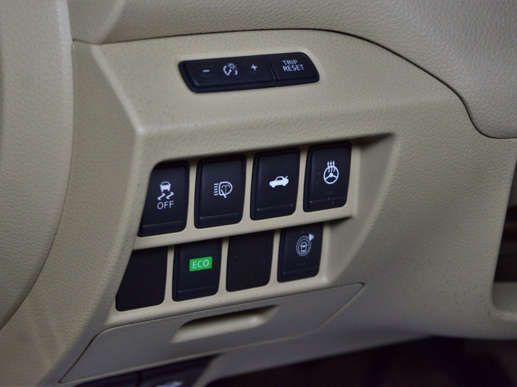 Nissan Teana Elegance 2.5  фото 14