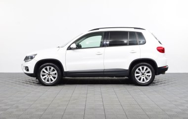 Volkswagen Tiguan CLUB 2.0 АКПП превью 5