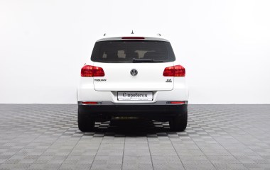 Volkswagen Tiguan CLUB 2.0 АКПП превью 7
