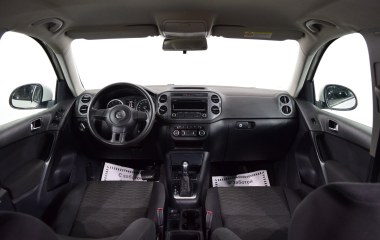 Volkswagen Tiguan CLUB 2.0 АКПП превью 10