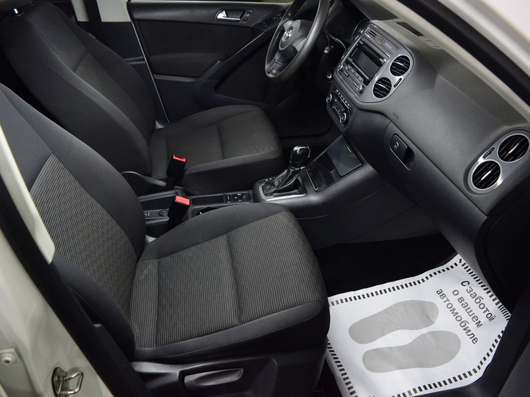 Volkswagen Tiguan CLUB 2.0 АКПП фото 11