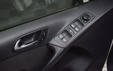 Volkswagen Tiguan CLUB 2.0 АКПП превью 14