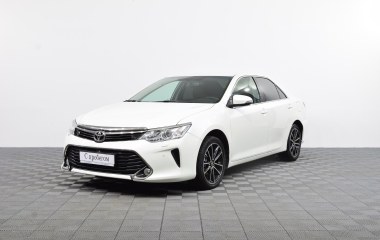 Toyota Camry Элеганс Плюс 2.5 АКПП превью 3