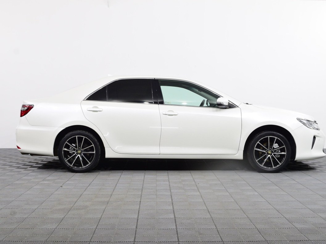 Toyota Camry Элеганс Плюс 2.5 АКПП фото 4