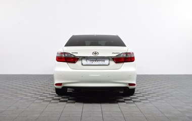 Toyota Camry Элеганс Плюс 2.5 АКПП превью 7