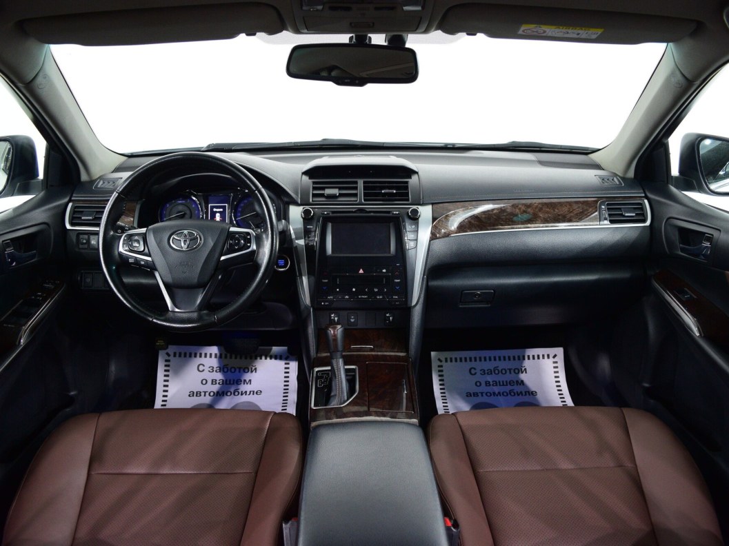 Toyota Camry Элеганс Плюс 2.5 АКПП фото 10