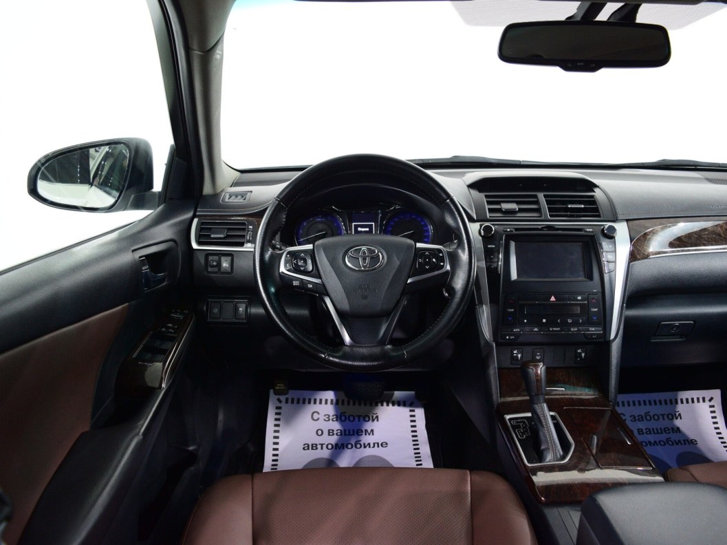 Toyota Camry Элеганс Плюс 2.5 АКПП фото 16