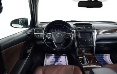 Toyota Camry Элеганс Плюс 2.5 АКПП превью 16